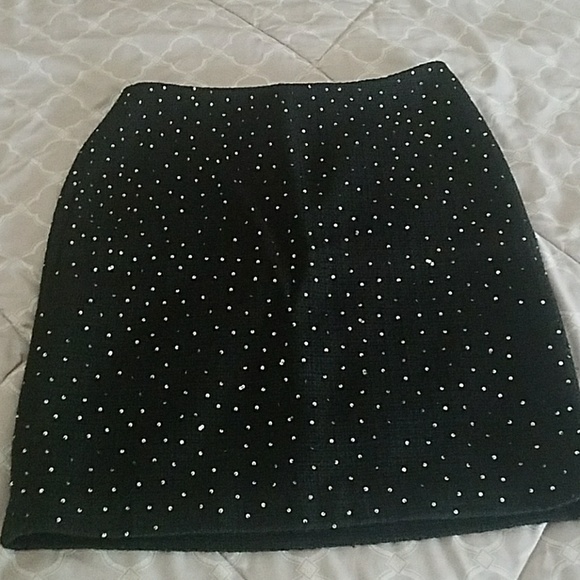 Black tweed skirt with sequin detail - Picture 1 of 2